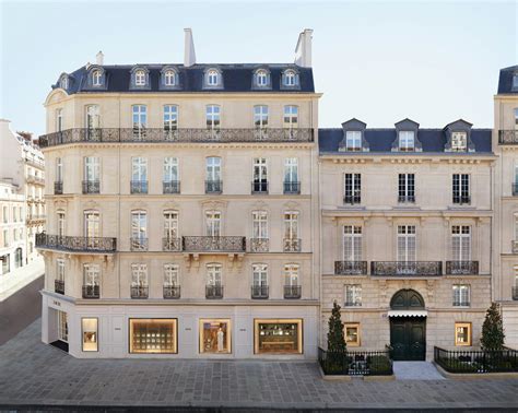 how many dior flagship stores|30 avenue montaigne in paris.